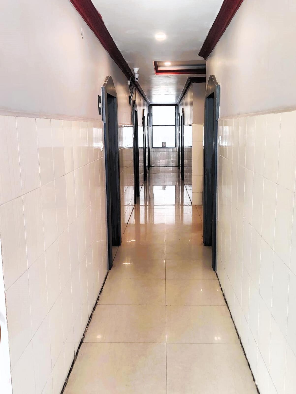 The Livin Residency Otel Visakhapatnam Dış mekan fotoğraf
