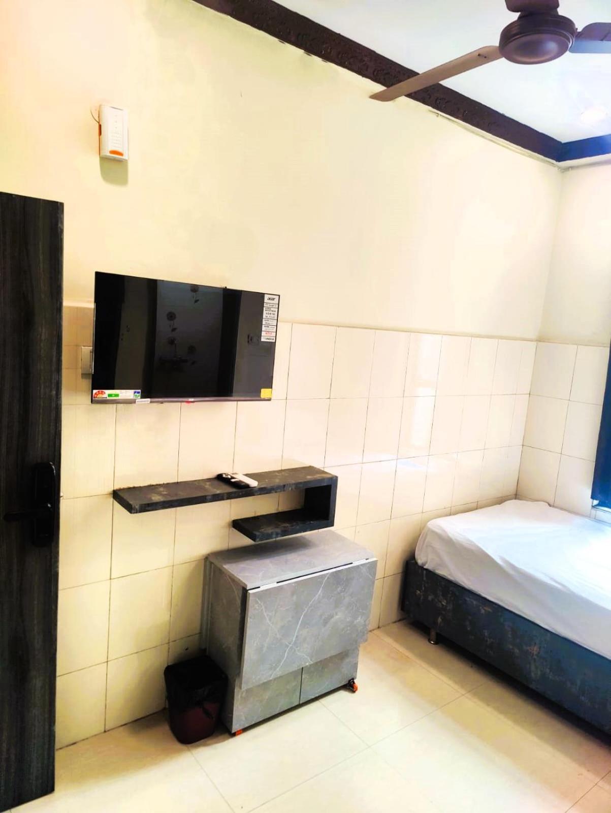 The Livin Residency Otel Visakhapatnam Dış mekan fotoğraf