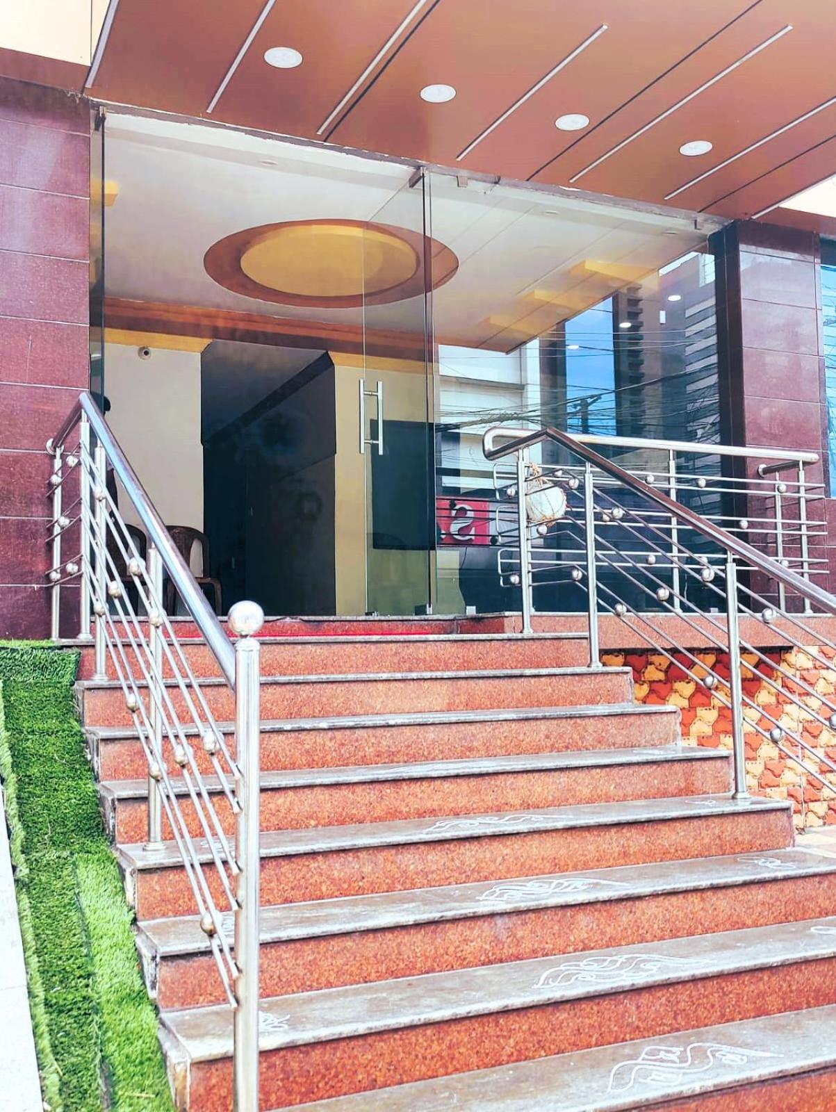 The Livin Residency Otel Visakhapatnam Dış mekan fotoğraf